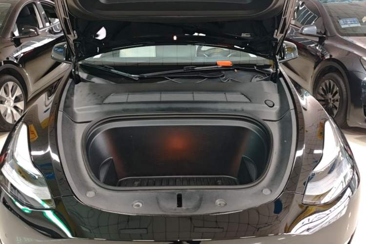 Used Tesla Model Y 2022 Revised Version Long-Range All-Wheel Drive Engine Bay