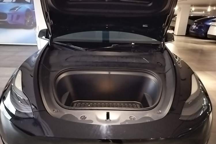 Used Tesla Model Y 2022 Revised Version Long-Range All-Wheel Drive Engine Bay
