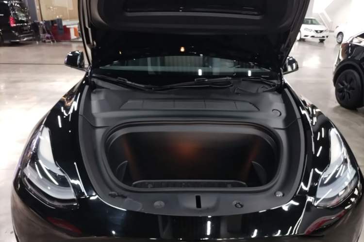 Used Tesla Model Y 2022 Revised Version Rear-Wheel Drive Engine Bay