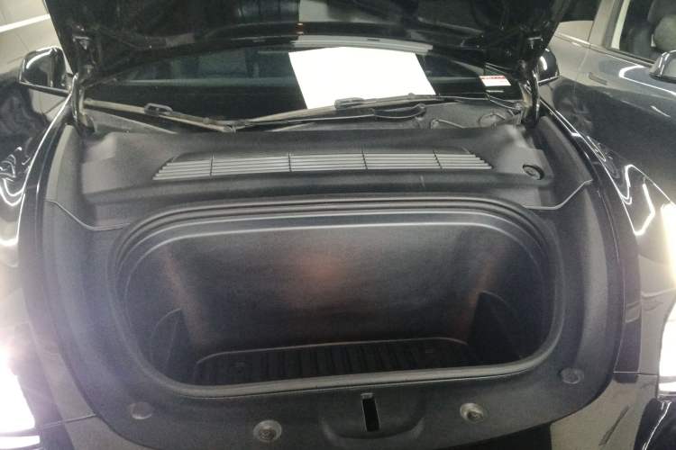 Used Tesla Model Y 2022 Revised Version Rear-Wheel Drive Engine Bay