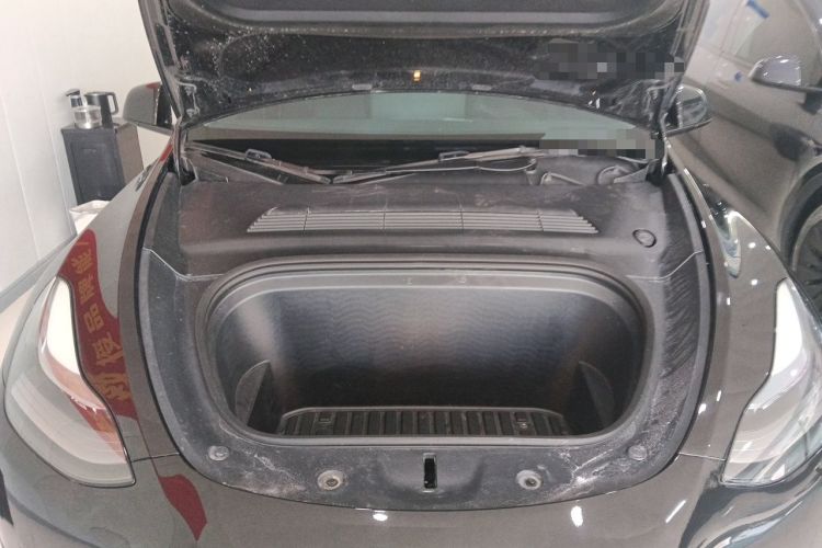 Used Tesla Model Y 2022 Rear-Wheel-Drive Version Engine Bay