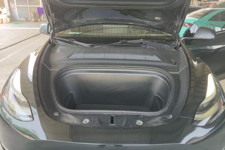 Used Tesla Model Y 2022 Revised Version Long-Range All-Wheel Drive Engine Bay