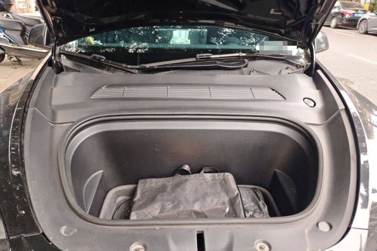 Used Tesla Model Y 2022 Rear-Wheel-Drive Version Engine Bay