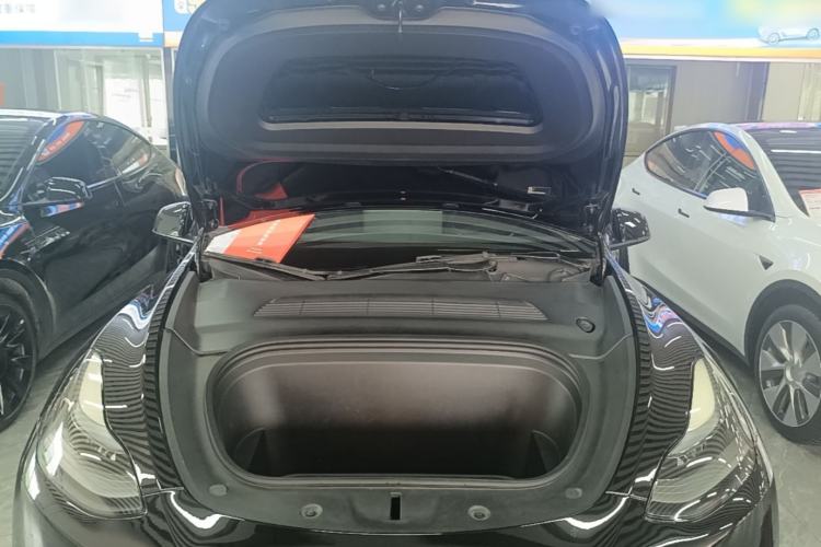 Used Tesla Model Y 2022 Rear-Wheel-Drive Version Engine Bay