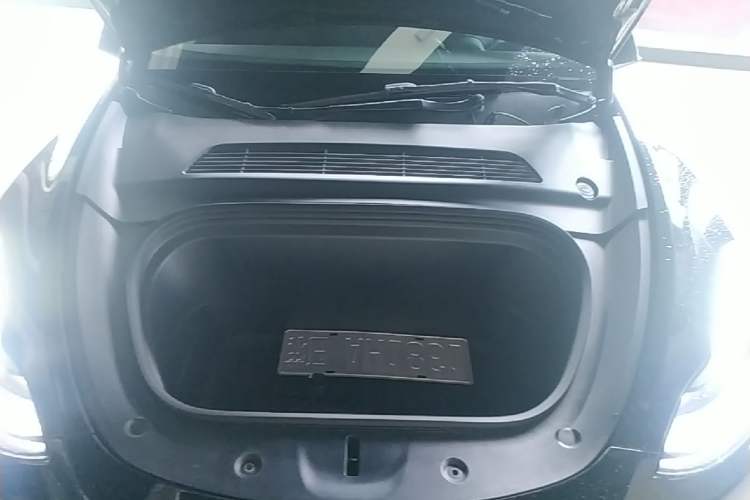 Used Tesla Model Y 2022 Revised Version Rear-Wheel Drive Engine Bay