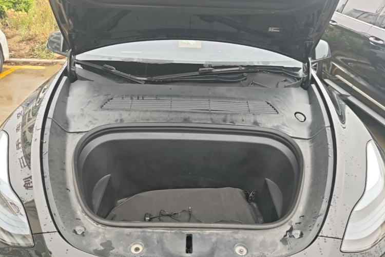 Used Tesla Model Y 2022 Revised Version Long-Range All-Wheel Drive Engine Bay