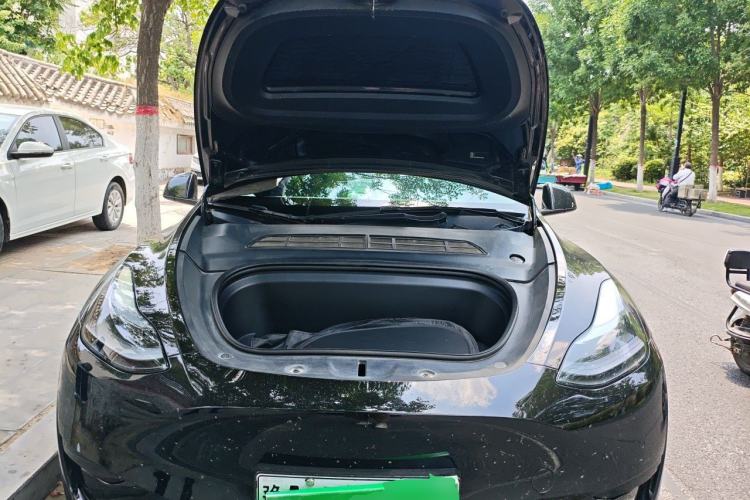 Used Tesla Model Y 2022 Rear-Wheel-Drive Version Engine Bay