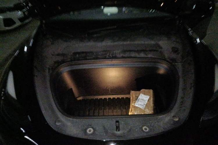 Used Tesla Model Y 2022 Rear-Wheel-Drive Version Engine Bay