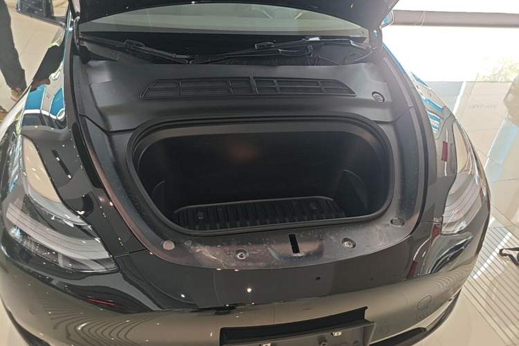 Used Tesla Model Y 2022 Revised Version Rear-Wheel Drive Engine Bay