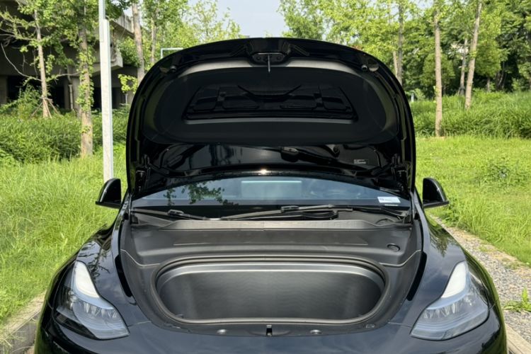 Used Tesla Model Y 2022 Revised Version Long-Range All-Wheel Drive Engine Bay