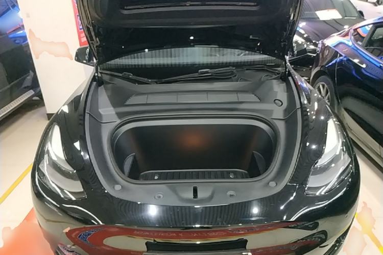 Used Tesla Model Y 2022 Rear-Wheel-Drive Version Engine Bay