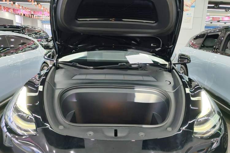 Used Tesla Model Y 2022 Revised Version Rear-Wheel Drive Engine Bay