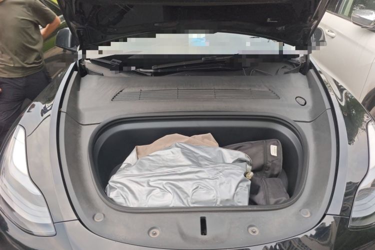 Used Tesla Model Y 2022 Rear-Wheel-Drive Version Engine Bay