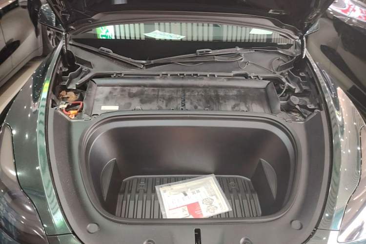 Used Tesla Model Y 2022 Revised Version Rear-Wheel Drive Engine Bay