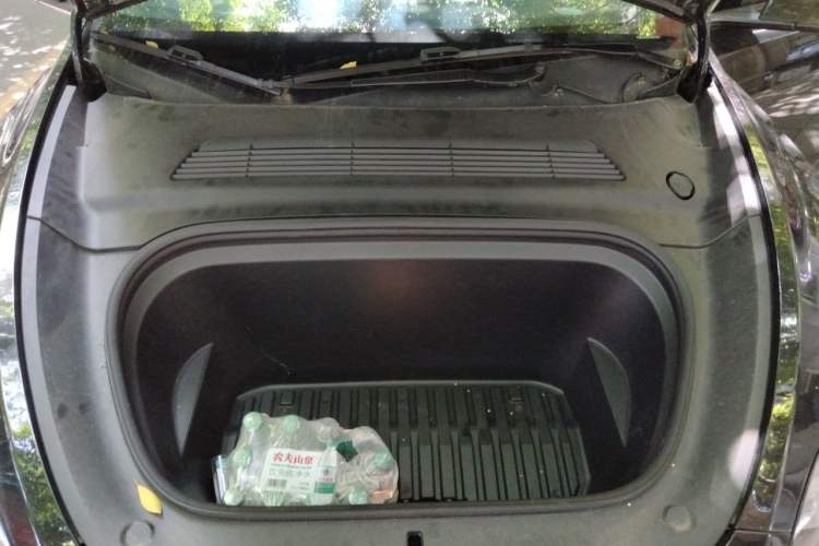 Used Tesla Model Y 2022 Revised Version Rear-Wheel Drive Engine Bay