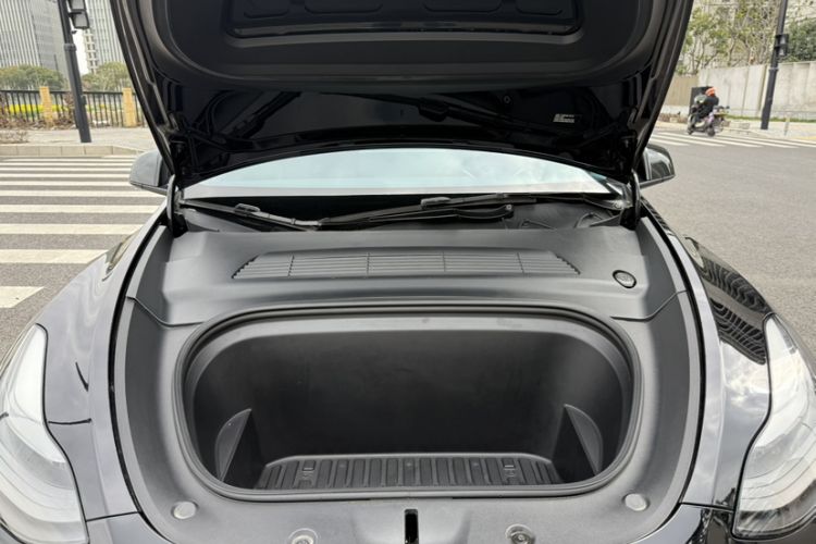 Used Tesla Model Y 2022 Long-Range All-Wheel-Drive Version Engine Bay