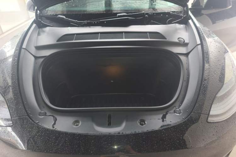Used Tesla Model Y 2022 Revised Version Rear-Wheel Drive Engine Bay