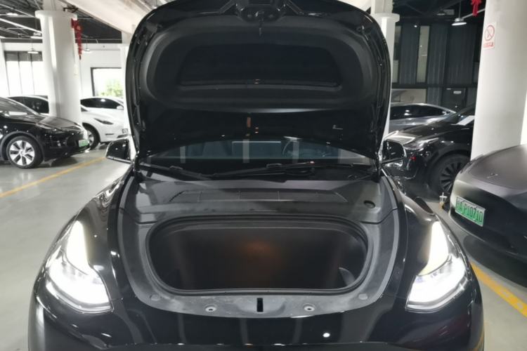 Used Tesla Model Y 2022 Rear-Wheel-Drive Version Engine Bay