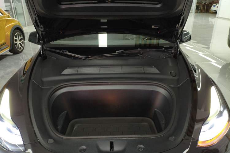 Used Tesla Model Y 2022 Revised Version Rear-Wheel Drive Engine Bay