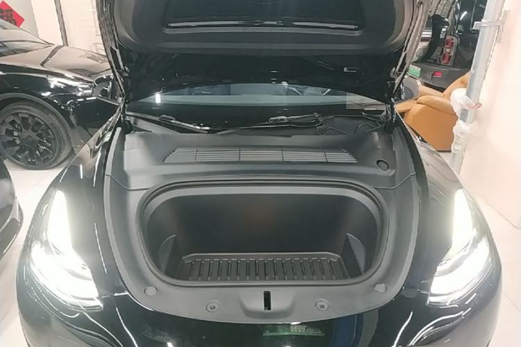 Used Tesla Model Y 2022 Revised Version Rear-Wheel Drive Engine Bay
