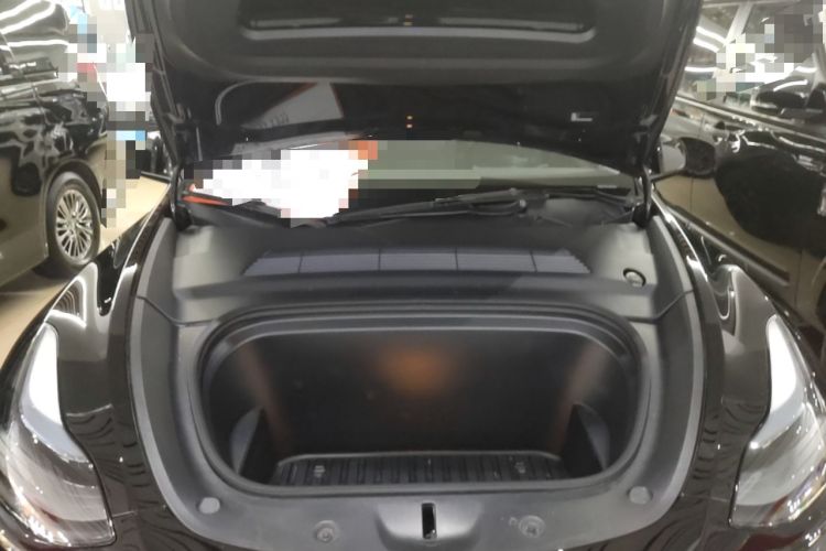 Used Tesla Model Y 2022 Rear-Wheel-Drive Version Engine Bay