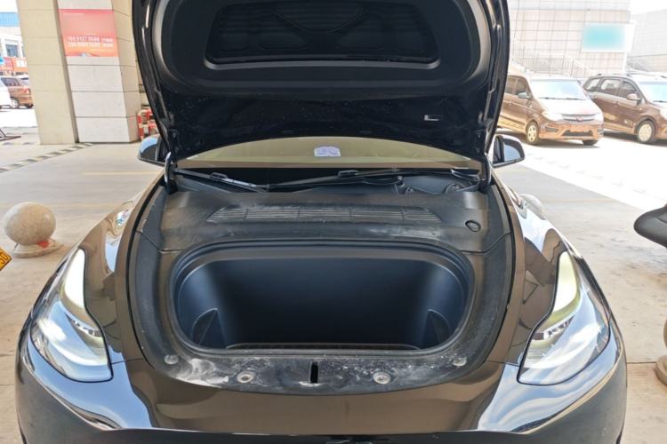 Used Tesla Model Y 2022 Rear-Wheel-Drive Version Engine Bay