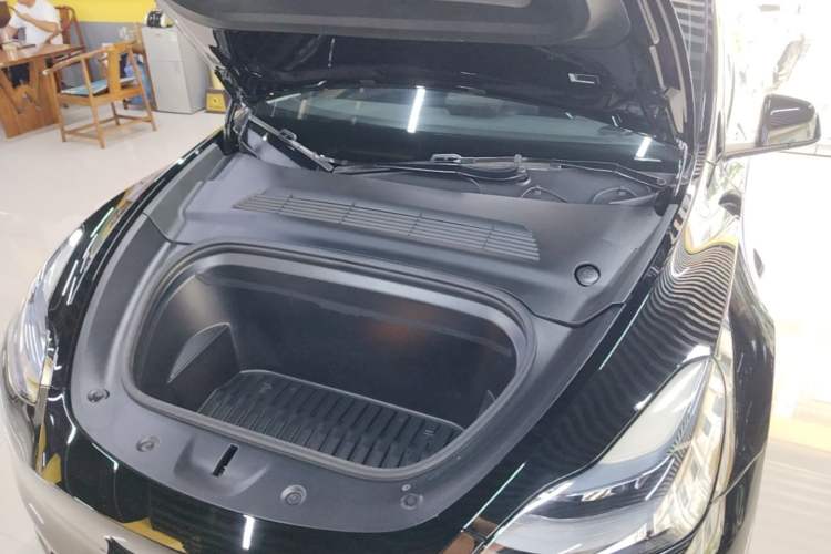 Used Tesla Model Y 2022 Revised Version Rear-Wheel Drive Engine Bay