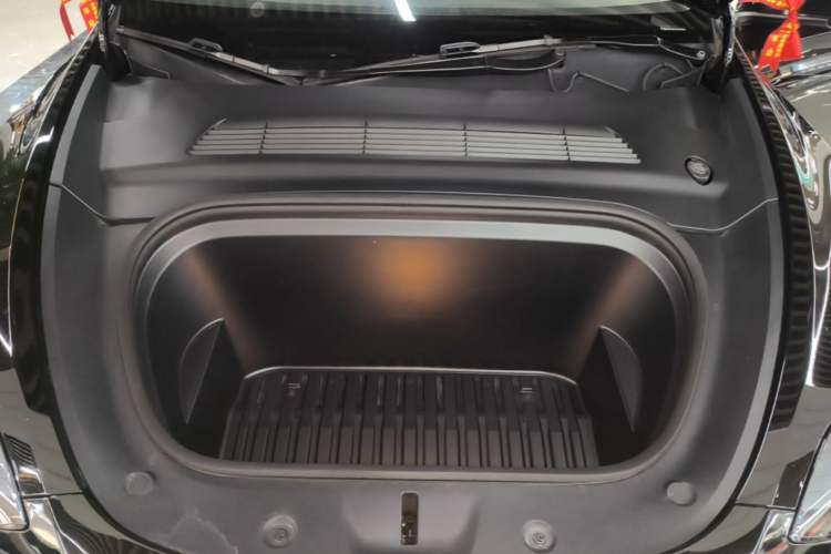 Used Tesla Model Y 2022 Long-Range All-Wheel-Drive Version Engine Bay