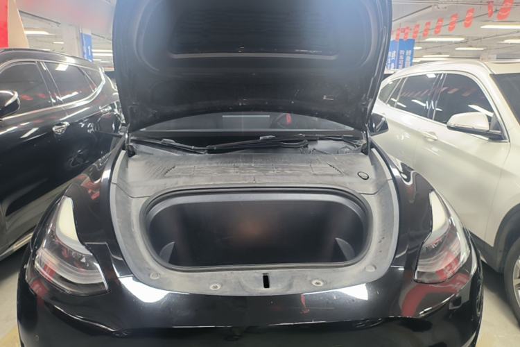 Used Tesla Model Y 2022 Rear-Wheel-Drive Version Engine Bay