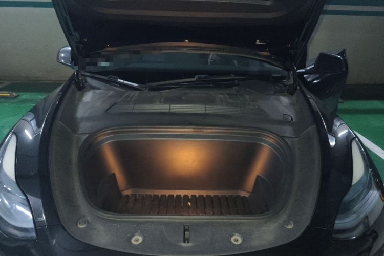 Used Tesla Model Y 2022 Rear-Wheel-Drive Version Engine Bay