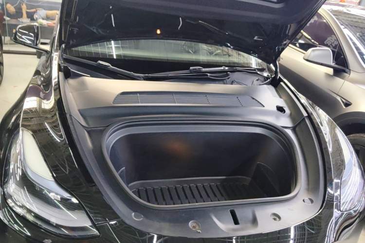 Used Tesla Model Y 2022 Revised Version Rear-Wheel Drive Engine Bay