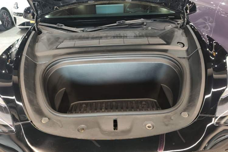 Used Tesla Model Y 2022 Revised Version Rear-Wheel Drive Engine Bay