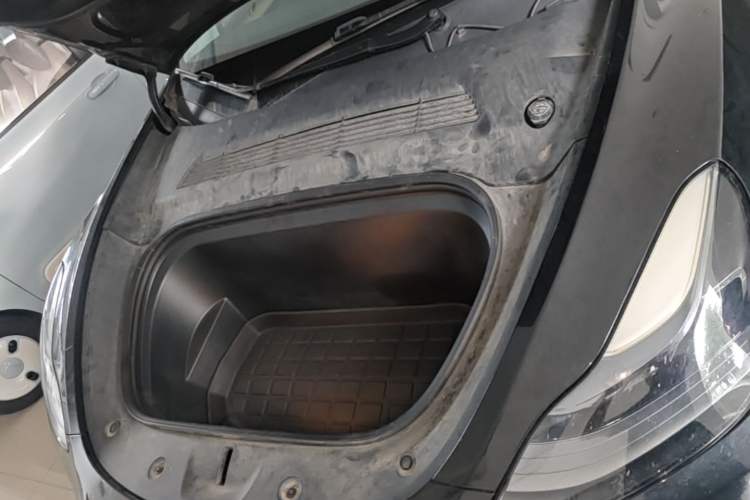 Used Tesla Model Y 2022 Revised Version Rear-Wheel Drive Engine Bay
