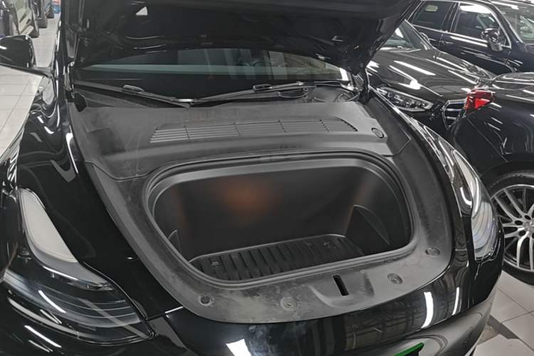 Used Tesla Model Y 2022 Revised Version Rear-Wheel Drive Engine Bay