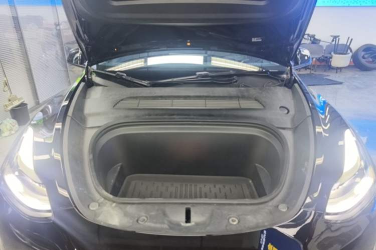 Used Tesla Model Y 2022 Performance High-Performance All-Wheel-Drive Version Engine Bay