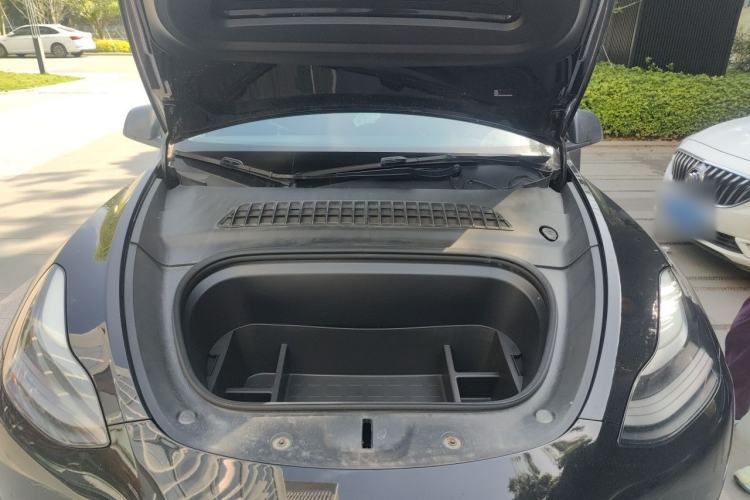 Used Tesla Model Y 2022 Rear-Wheel-Drive Version Engine Bay