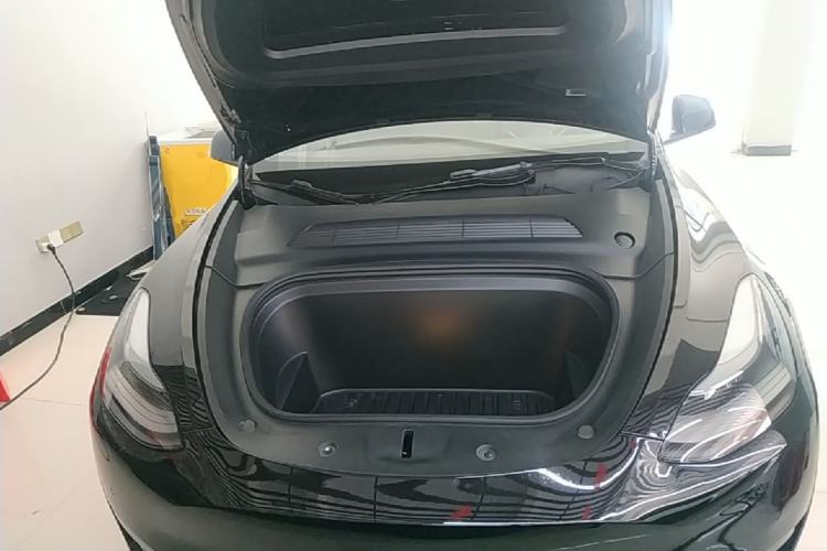 Used Tesla Model Y 2022 Rear-Wheel-Drive Version Engine Bay