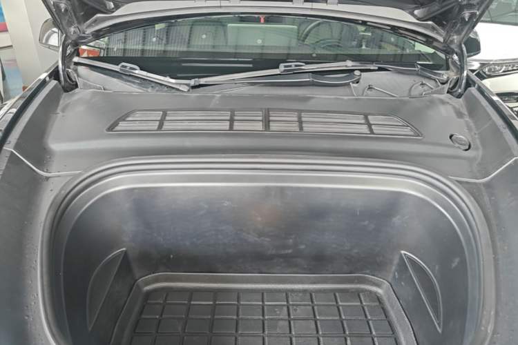 Used Tesla Model Y 2022 Revised Version Rear-Wheel Drive Engine Bay