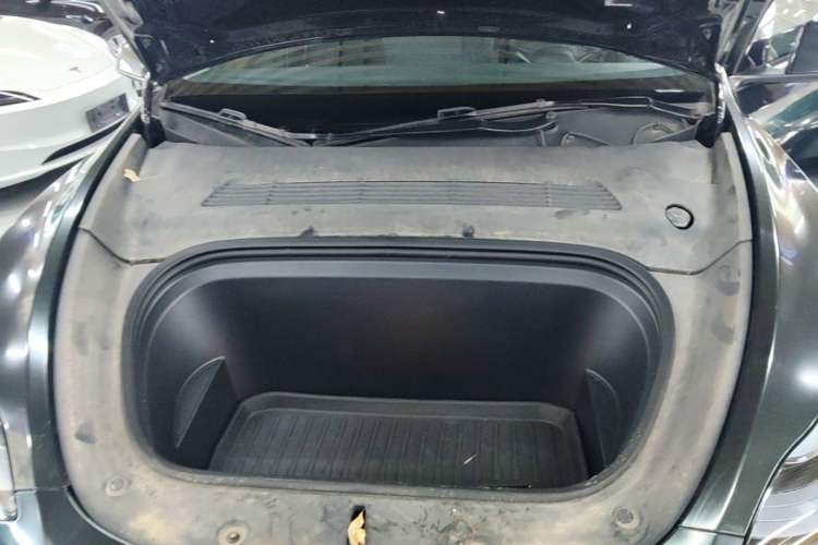 Used Tesla Model Y 2022 Revised Version Rear-Wheel Drive Engine Bay