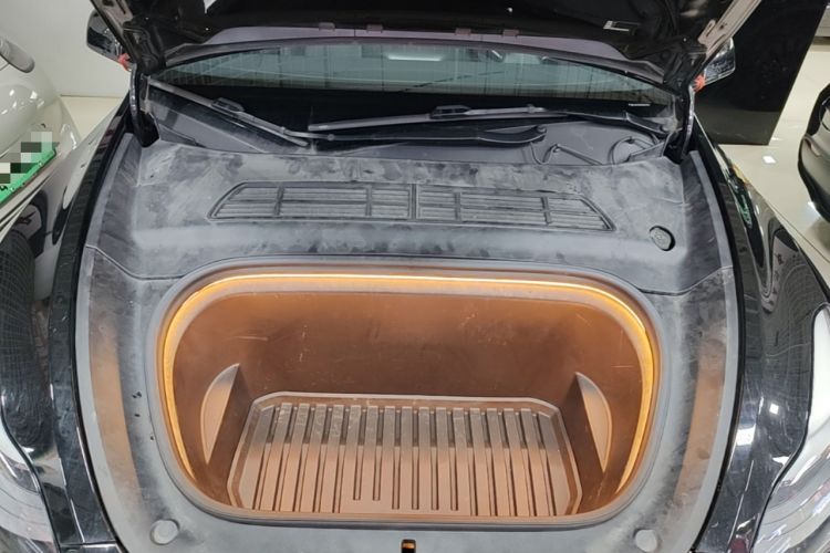 Used Tesla Model Y 2022 Rear-Wheel-Drive Version Engine Bay