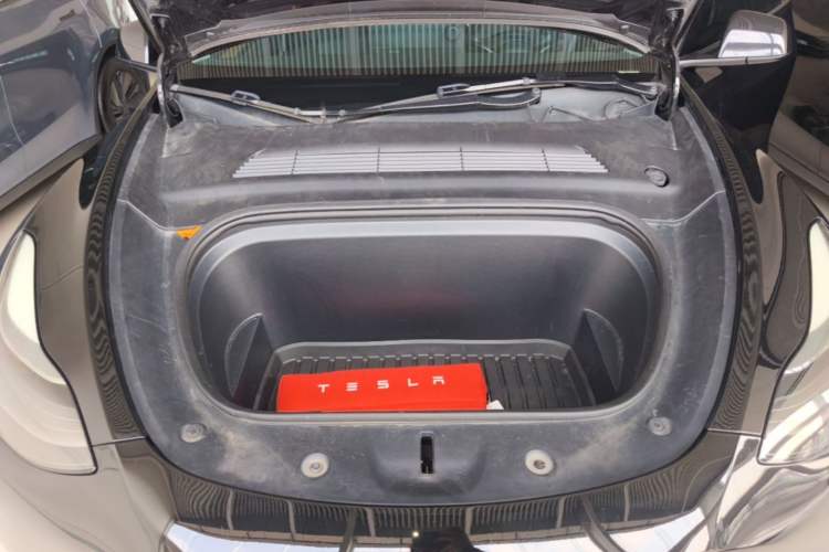 Used Tesla Model Y 2022 Long-Range All-Wheel-Drive Version Engine Bay