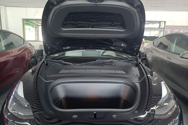 Used Tesla Model Y 2022 Revised Version Rear-Wheel Drive Engine Bay