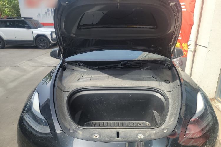 Used Tesla Model Y 2022 Rear-Wheel-Drive Version Engine Bay