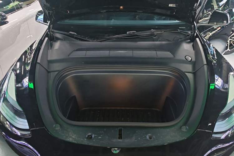 Used Tesla Model Y 2022 Revised Version Long-Range All-Wheel Drive Engine Bay