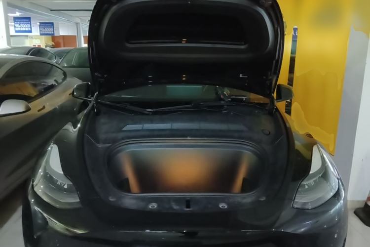 Used Tesla Model Y 2022 Rear-Wheel-Drive Version Engine Bay