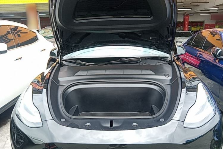 Used Tesla Model Y 2022 Rear-Wheel-Drive Version Engine Bay