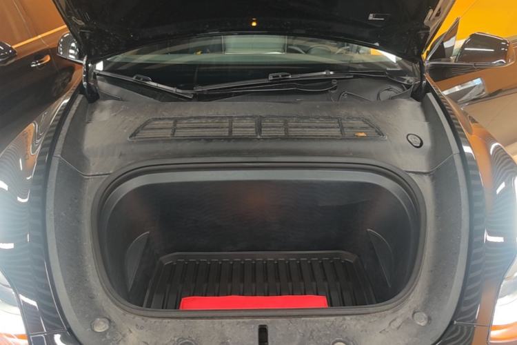 Used Tesla Model Y 2022 Rear-Wheel-Drive Version Engine Bay