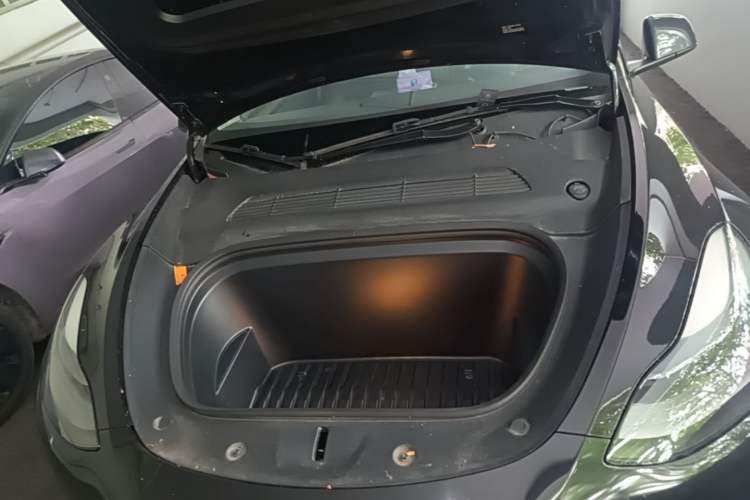 Used Tesla Model Y 2022 Long-Range All-Wheel-Drive Version Engine Bay
