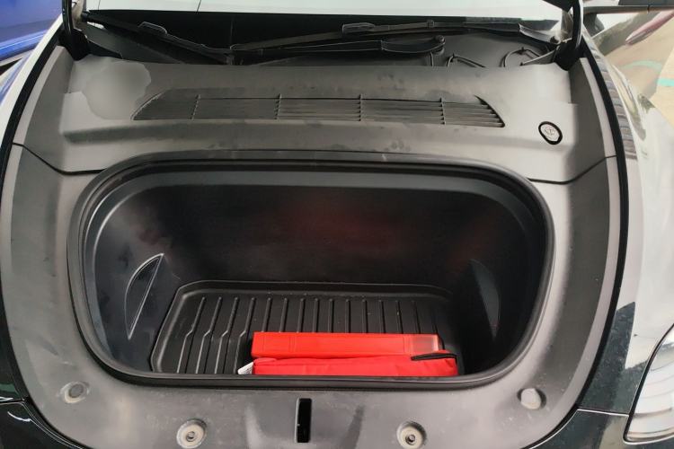Used Tesla Model Y 2022 Revised Version Long-Range All-Wheel Drive Engine Bay