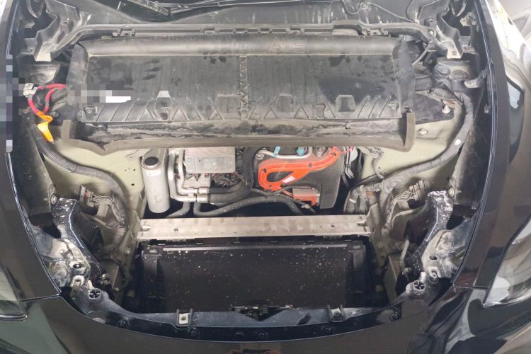 Used Tesla Model Y 2022 Rear-Wheel-Drive Version Engine Bay